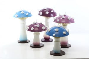 ediable-icing-mushrooms